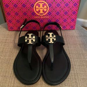 Tory Burch Claire Flat Thong Sandal Black 8.5